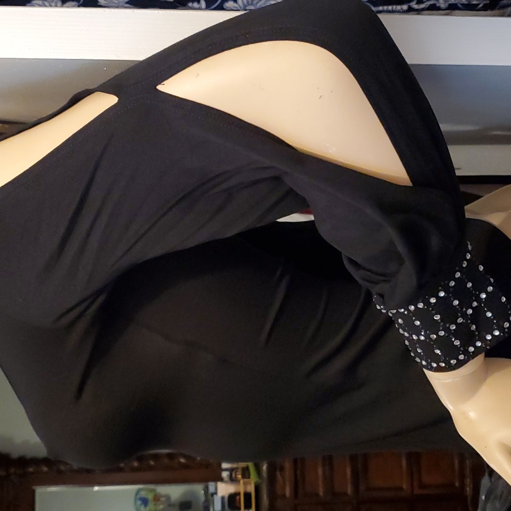 Woman top - Picture 6 of 7